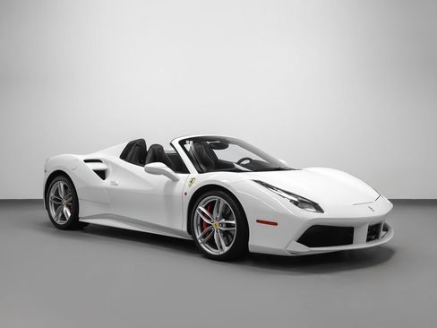 Certified 2018 Ferrari 488 Spider RWD image 1