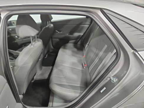 Used 2023 Hyundai Elantra SEL w/ Cargo Package FWD image 24