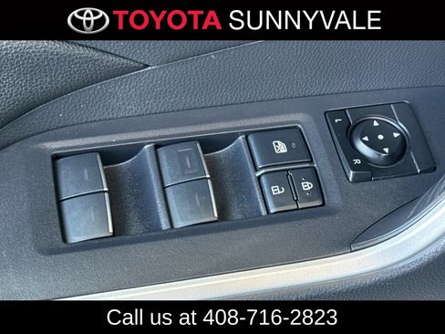 Used 2025 Toyota RAV4 XLE w/ Convenience Package AWD/4WD image 17