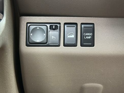 Used 2016 Nissan Frontier SV AWD/4WD image 32
