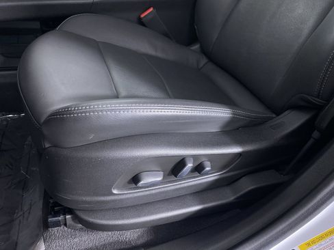 Certified 2024 Cadillac XT6 Sport w/ Technology Package image 10