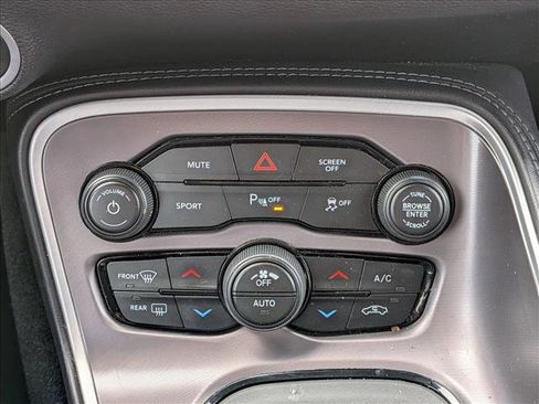 Used 2022 Dodge Challenger GT image 12