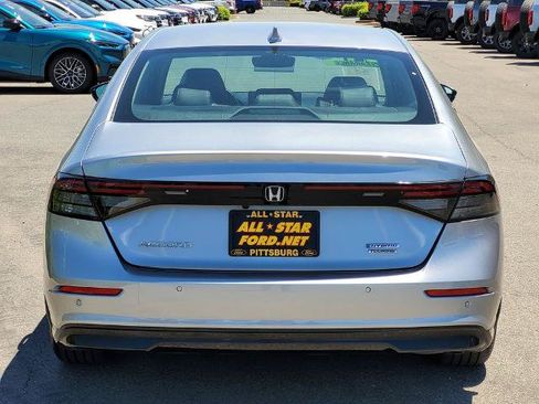Used 2024 Honda Accord Touring image 5