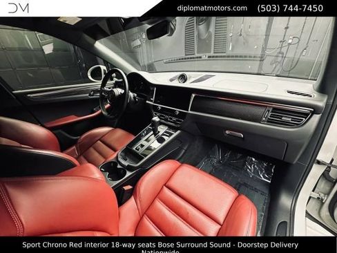 Used 2022 Porsche Macan GTS AWD/4WD image 19