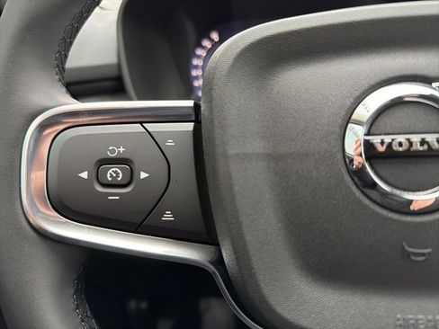 New 2026 Volvo XC40 B5 Plus w/ Protection Package Premier image 19