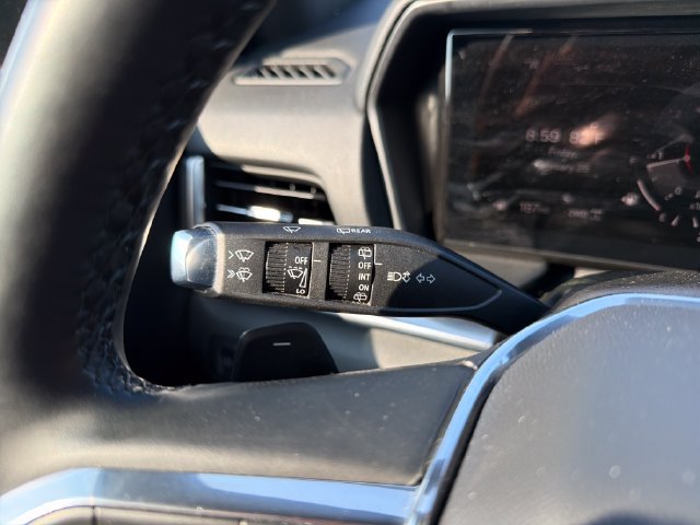 Used 2025 GMC Terrain Elevation AWD/4WD image 16
