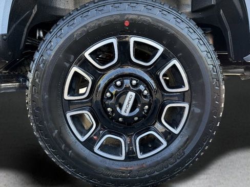 New 2026 Ford F350 Platinum w/ FX4 Off-Road Package AWD/4WD image 8