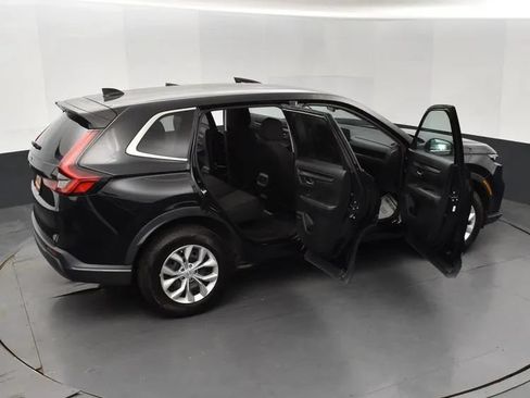 Used 2025 Honda CR-V LX image 6