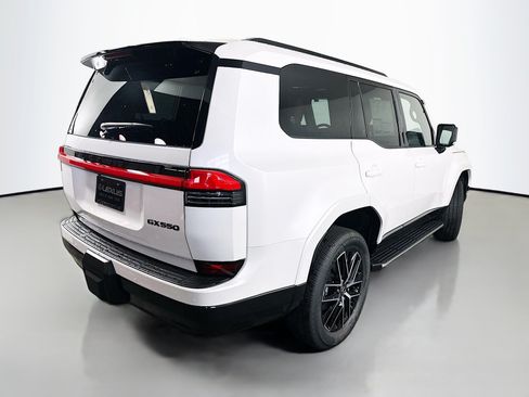 New 2026 Lexus GX 550 w/ Accessory Package (2T) AWD/4WD image 7