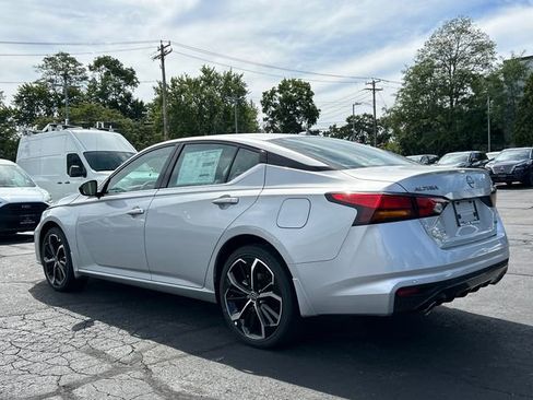 New 2025 Nissan Altima 2.5 SR w/ SR Premium Package image 4