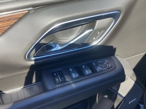 Used 2024 Chevrolet Tahoe High Country w/ Advanced Technology Package AWD/4WD image 15