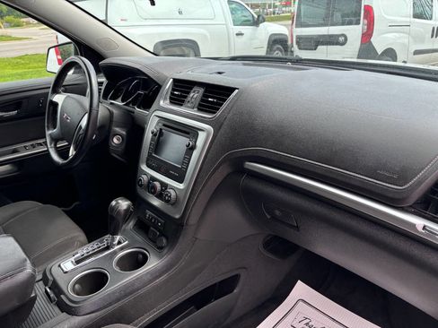 Used 2015 GMC Acadia SLE FWD image 9