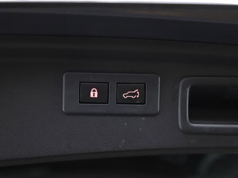 Used 2021 Subaru Forester Sport image 17