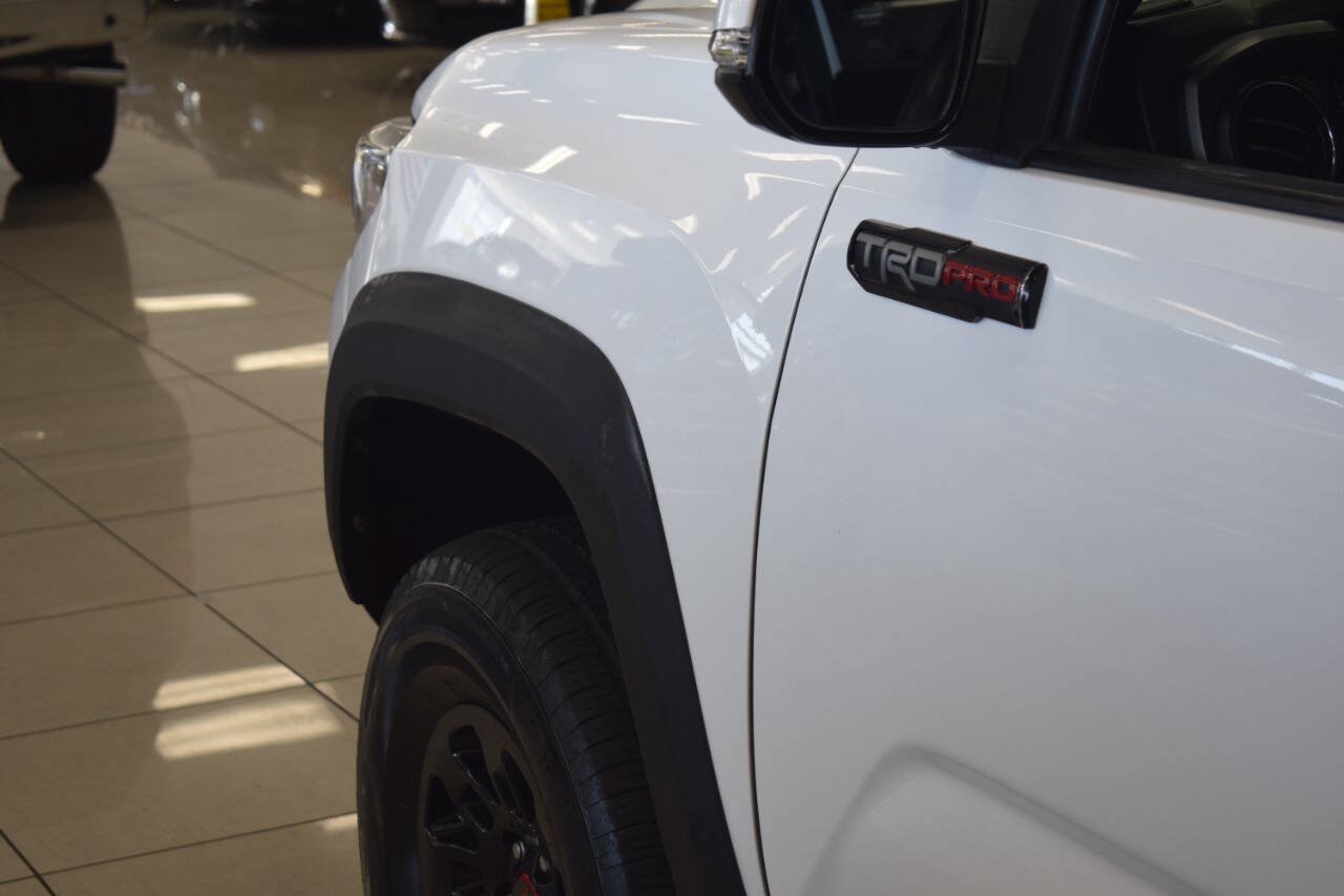 Used 2017 Toyota Tacoma TRD Pro AWD/4WD image 17
