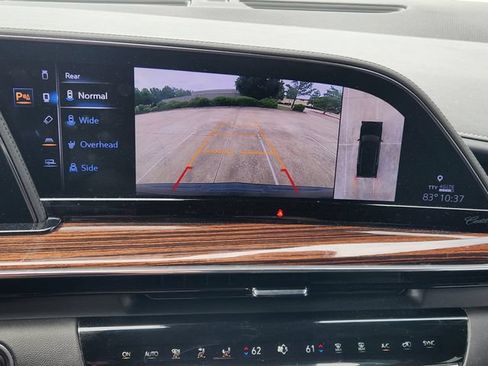 Used 2022 Cadillac Escalade Luxury RWD image 15