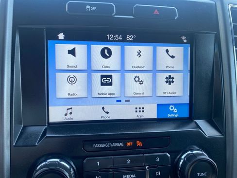 Used 2016 Ford F150 XLT w/ Equipment Group 302A Luxury AWD/4WD image 18