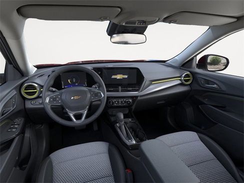 New 2026 Chevrolet Trax LT image 15