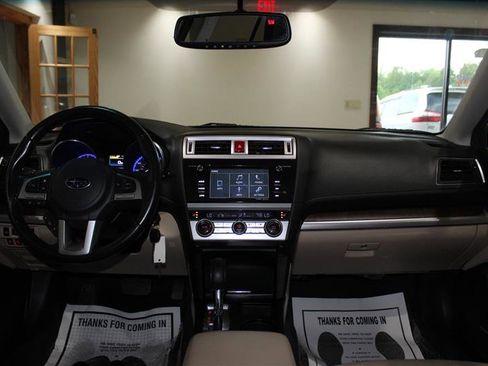 Used 2016 Subaru Outback 2.5i Limited w/ Popular Package #4 image 16