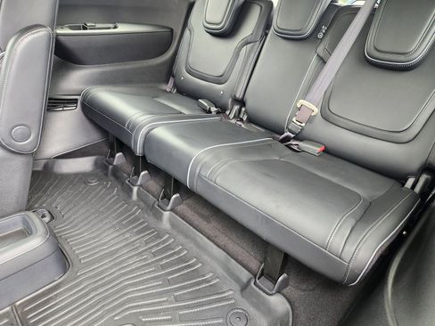 Used 2025 INFINITI QX80 Luxe RWD image 14