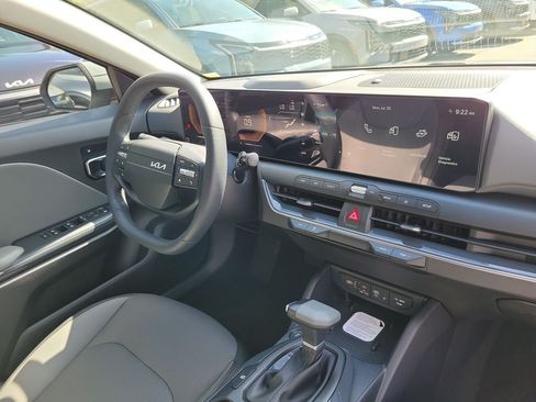 New 2026 Kia K4 EX FWD image 8
