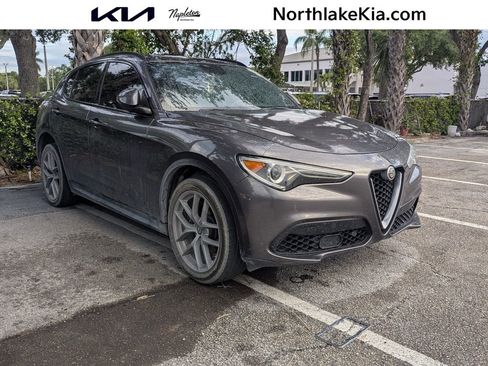 Used 2018 Alfa Romeo Stelvio Ti Sport AWD/4WD image 1