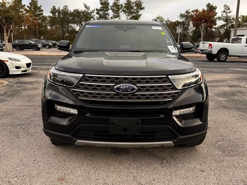 Used 2021 Ford Explorer King Ranch w/ Premium Technology Package image 2