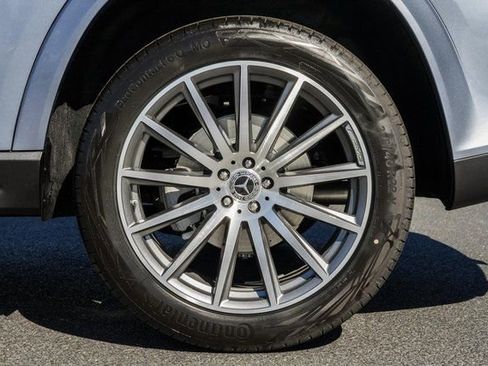 New 2026 Mercedes-Benz GLS 450 4MATIC image 19