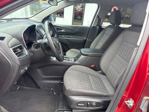 Used 2024 Chevrolet Equinox LT AWD/4WD image 16