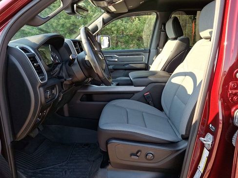 Used 2022 RAM 1500 Big Horn AWD/4WD image 13