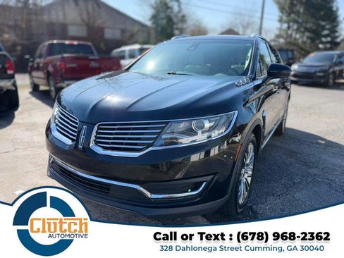 Used 2016 Lincoln MKX Reserve w/ Driver Assistance Package image 3