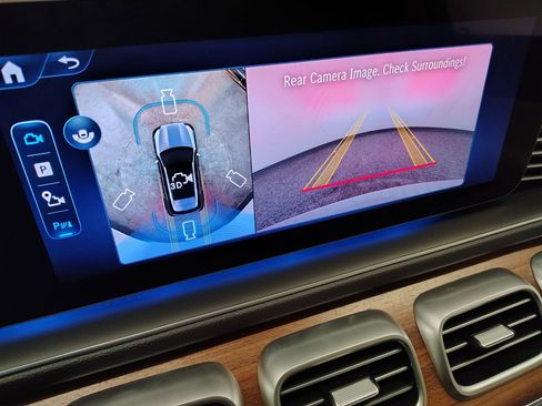 Used 2025 Mercedes-Benz GLE 350 4MATIC image 24