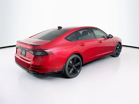 Used 2024 Honda Accord Sport image 9