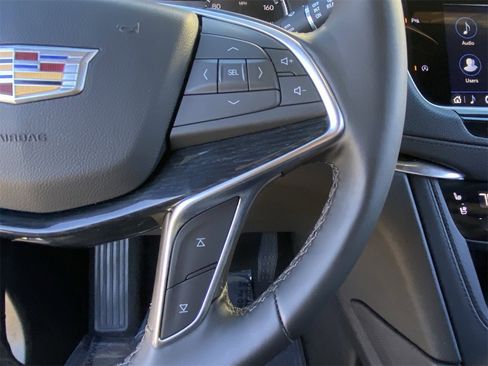 Certified 2025 Cadillac XT5 Premium Luxury image 23