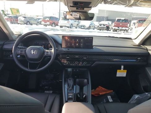 New 2025 Honda Accord EX-L image 20