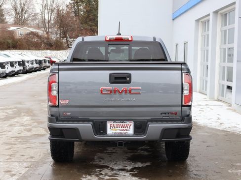 Used 2022 GMC Canyon AT4 image 9