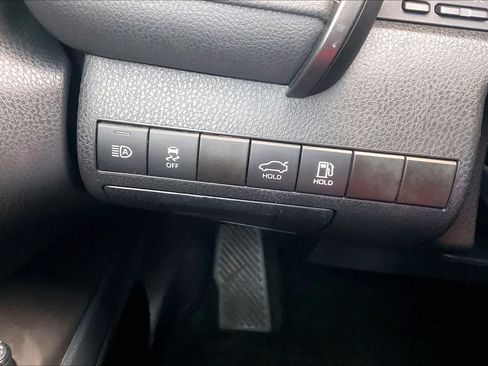 Used 2023 Toyota Camry SE w/ Convenience Package FWD image 33