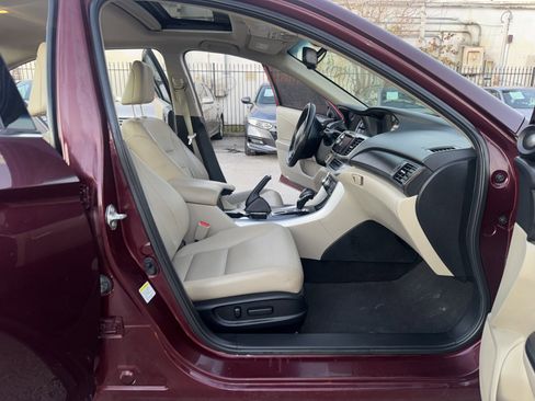 Used 2013 Honda Accord Touring image 8