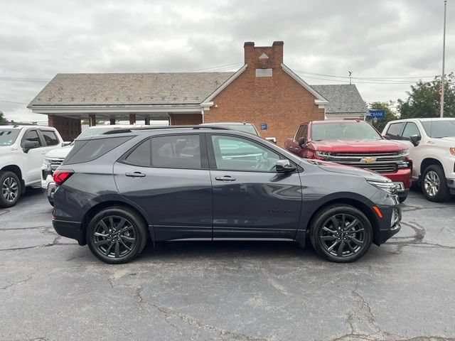 Used 2023 Chevrolet Equinox RS AWD/4WD image 2
