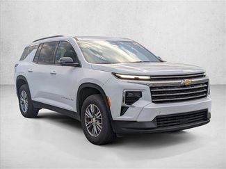 Used 2024 Chevrolet Traverse LT AWD/4WD video 3