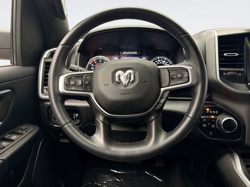 Used 2022 RAM 1500 Big Horn AWD/4WD image 12
