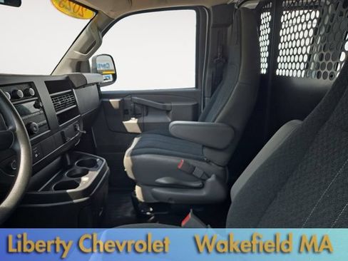 Used 2025 Chevrolet Express 2500 w/ Driver Convenience Package RWD image 14