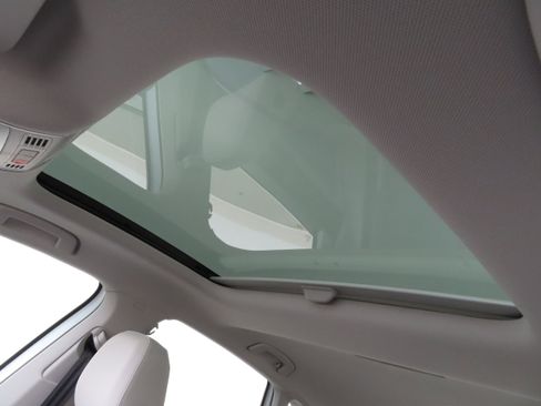 New 2025 Volkswagen Jetta SE image 21