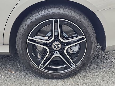 Certified 2022 Mercedes-Benz E 450 E 450 image 33