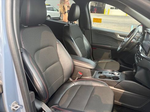 Used 2023 Ford Escape ST-Line w/ Tech Pack #1 AWD/4WD image 21