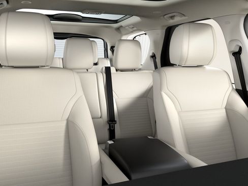 New 2026 Land Rover Discovery S AWD/4WD image 5