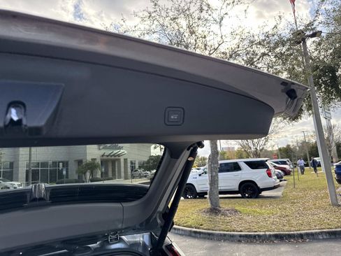 New 2026 Cadillac Optiq Luxury 2 image 13