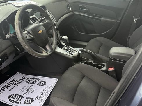 Used 2013 Chevrolet Cruze LT image 5
