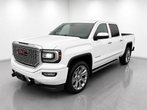 Used 2017 GMC Sierra 1500 Denali w/ Denali Ultimate Package AWD/4WD image 4