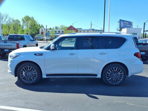 Used 2023 INFINITI QX80 Sensory w/ Cargo Package AWD/4WD image 36