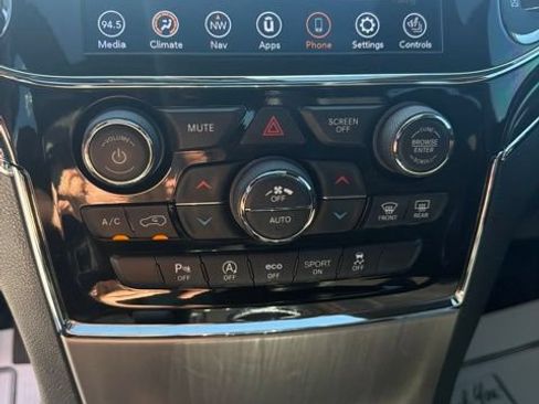 Used 2021 Jeep Grand Cherokee Trailhawk AWD/4WD image 28